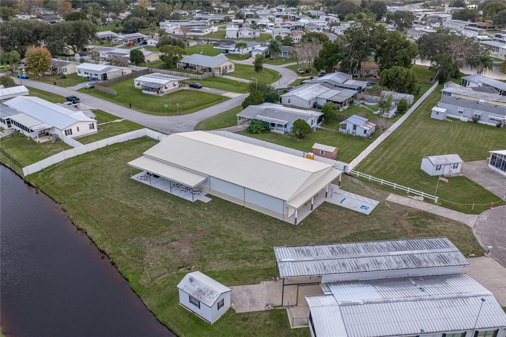 На продажу: $99,700 (0.14 acres)