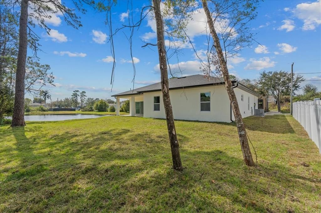 待售: $499,000 (4 贝兹, 2 浴室, 2400 平方英尺)