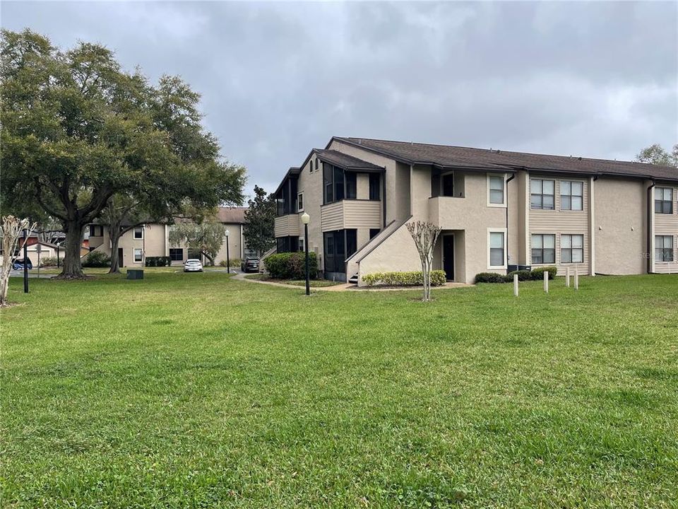 Activo con contrato: $184,999 (2 camas, 2 baños, 1105 Pies cuadrados)