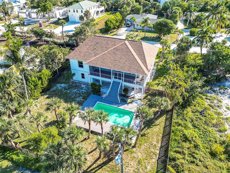 For Sale: $1,650,000 (4 beds, 2 baths, 2389 Square Feet)