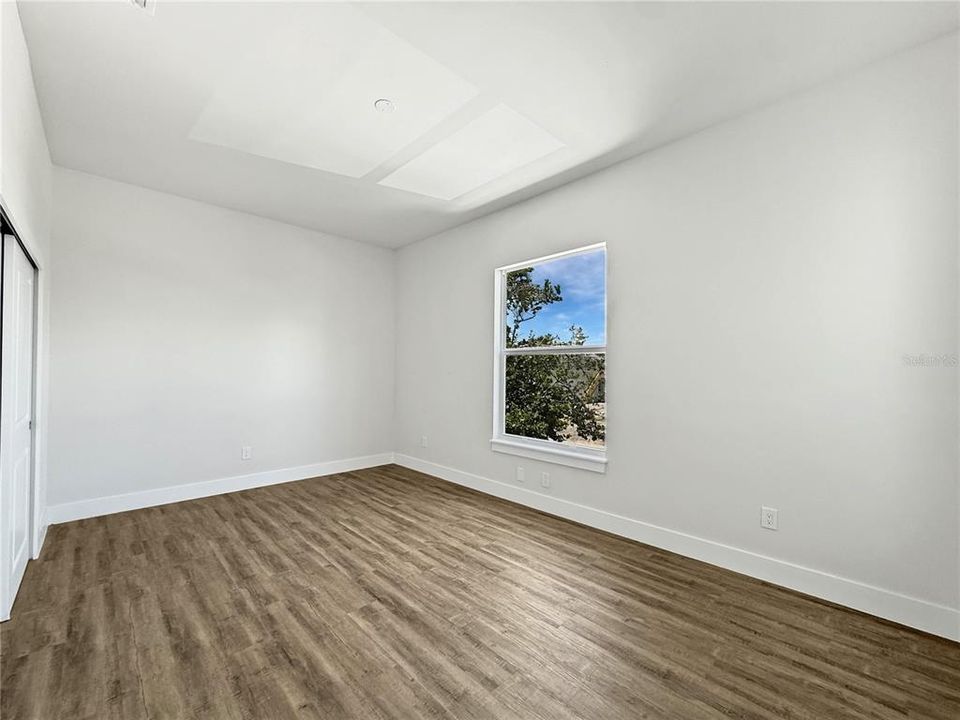 待售: $1,700,000 (4 贝兹, 2 浴室, 2389 平方英尺)