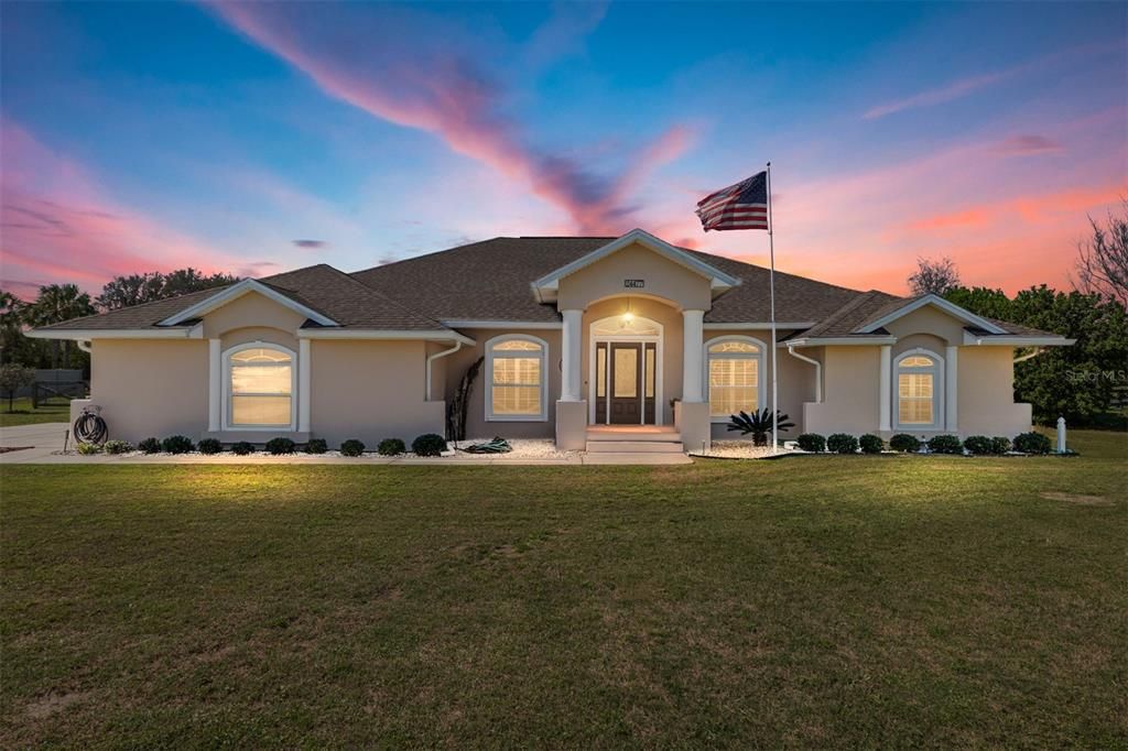 Recently Sold: $559,900 (4 beds, 3 baths, 2448 Square Feet)