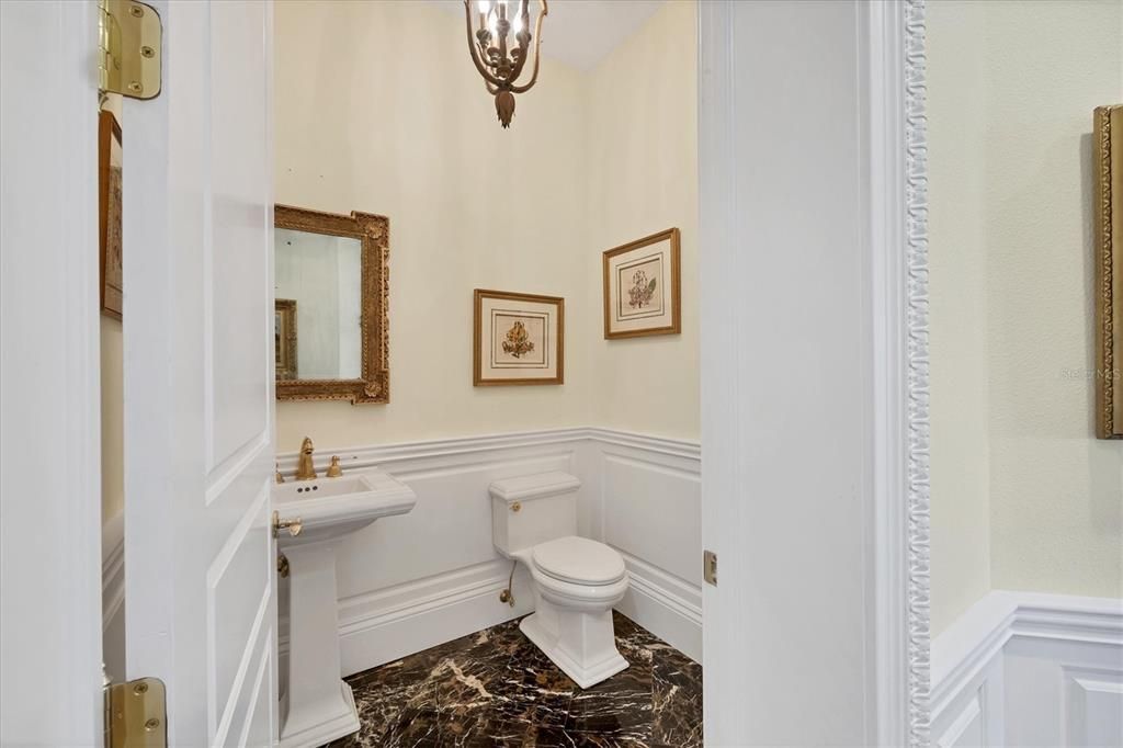 For Sale: $6,495,000 (6 beds, 6 baths, 6462 Square Feet)
