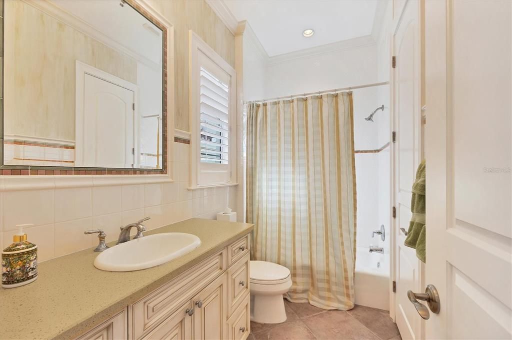 For Sale: $6,495,000 (6 beds, 6 baths, 6462 Square Feet)