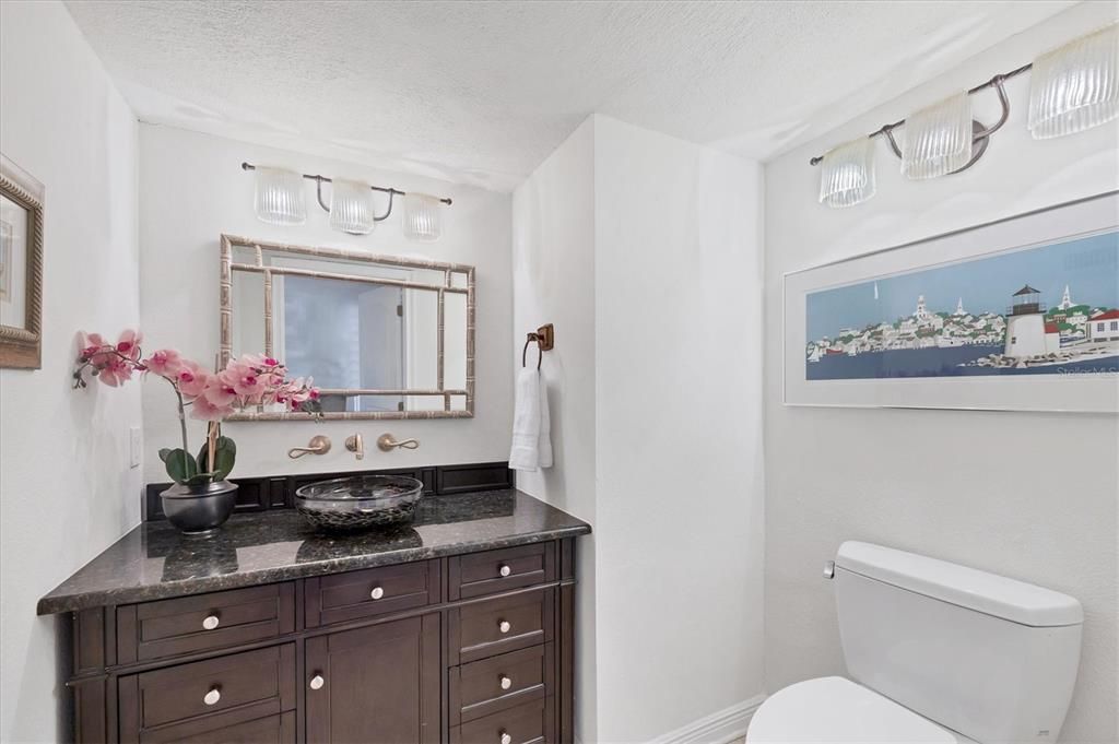 For Sale: $6,495,000 (6 beds, 6 baths, 6462 Square Feet)