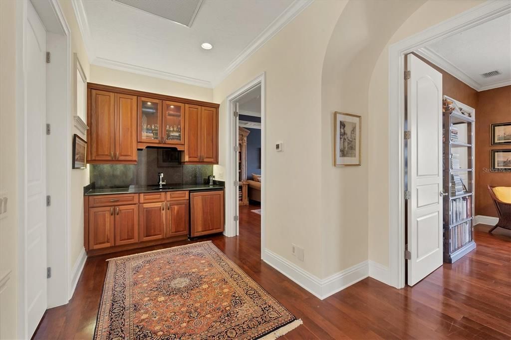 For Sale: $6,495,000 (6 beds, 6 baths, 6462 Square Feet)