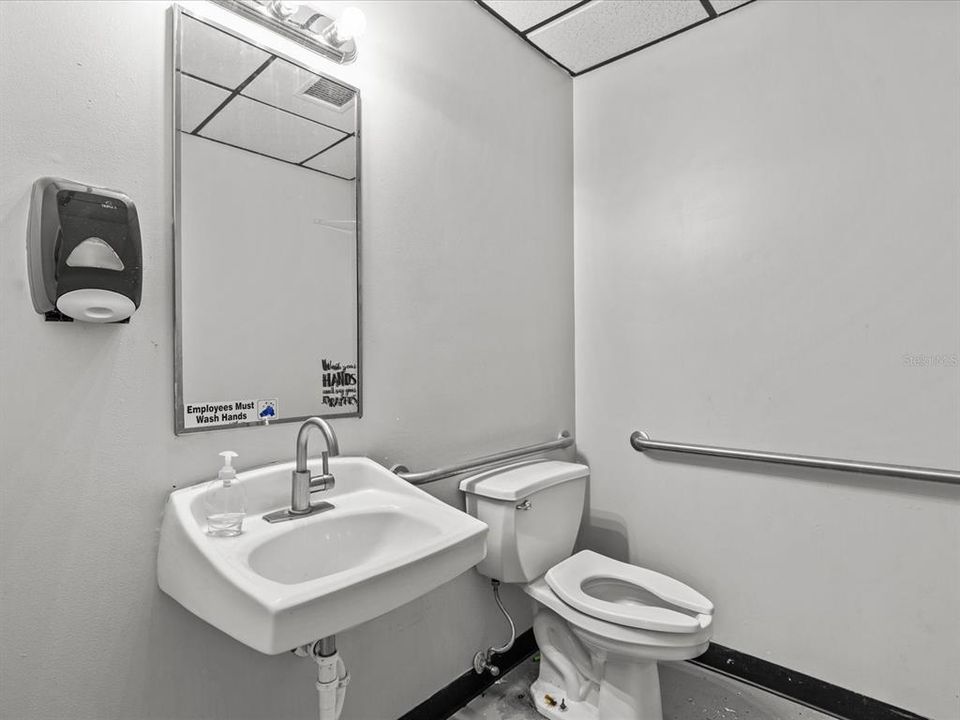 En Venta: $550,000 (0 camas, 0 baños, 7200 Pies cuadrados)