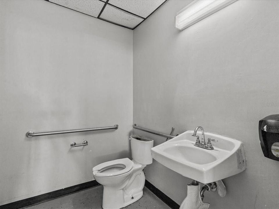 En Venta: $550,000 (0 camas, 0 baños, 7200 Pies cuadrados)