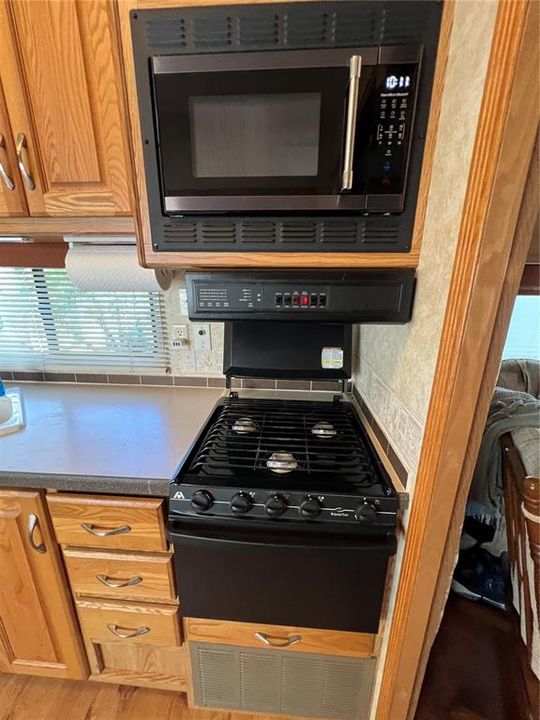 待售: $49,500 (1 贝兹, 1 浴室, 1493 平方英尺)