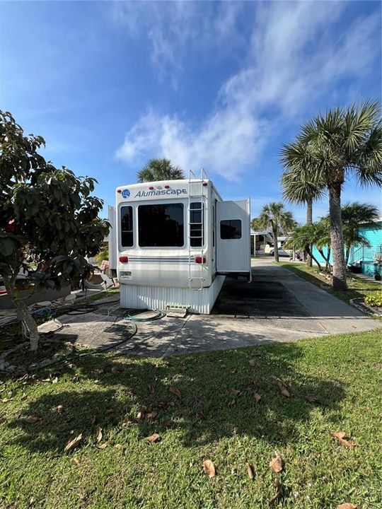 待售: $49,500 (1 贝兹, 1 浴室, 1493 平方英尺)