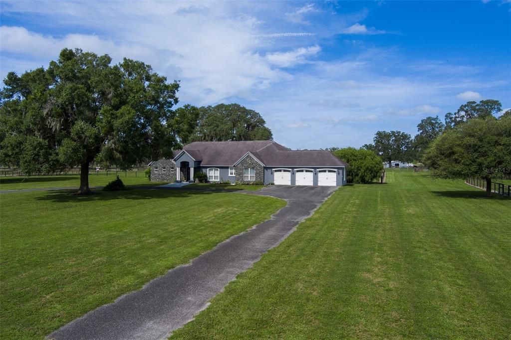 En Venta: $3,495,000 (3 camas, 3 baños, 3136 Pies cuadrados)