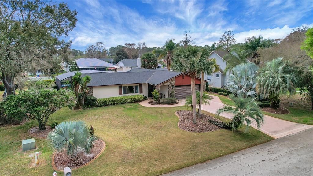 For Sale: $519,900 (3 beds, 2 baths, 1687 Square Feet)