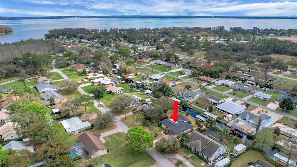 For Sale: $519,900 (3 beds, 2 baths, 1687 Square Feet)