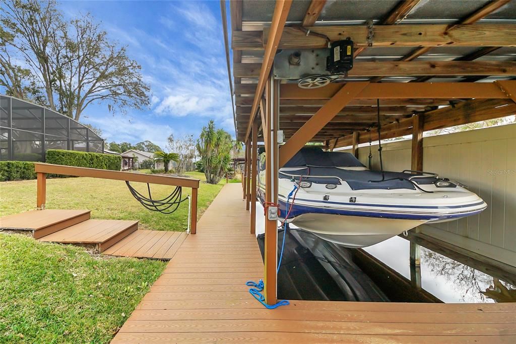 For Sale: $519,900 (3 beds, 2 baths, 1687 Square Feet)