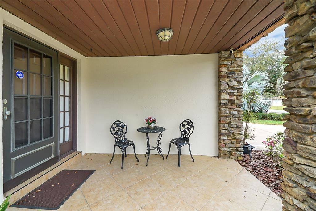 For Sale: $519,900 (3 beds, 2 baths, 1687 Square Feet)