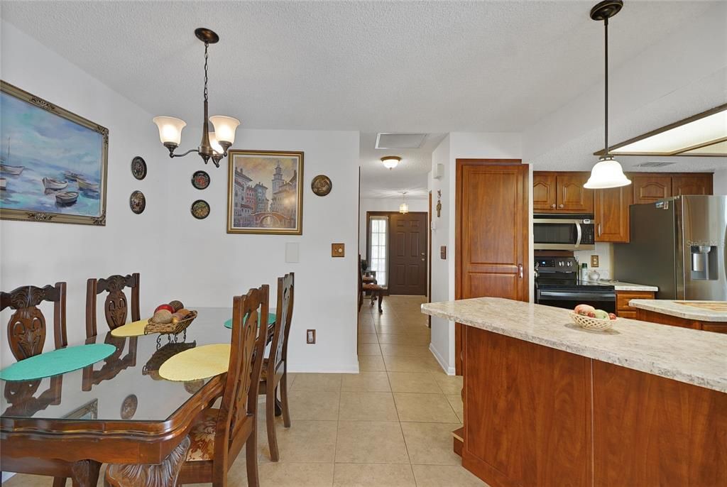 For Sale: $519,900 (3 beds, 2 baths, 1687 Square Feet)