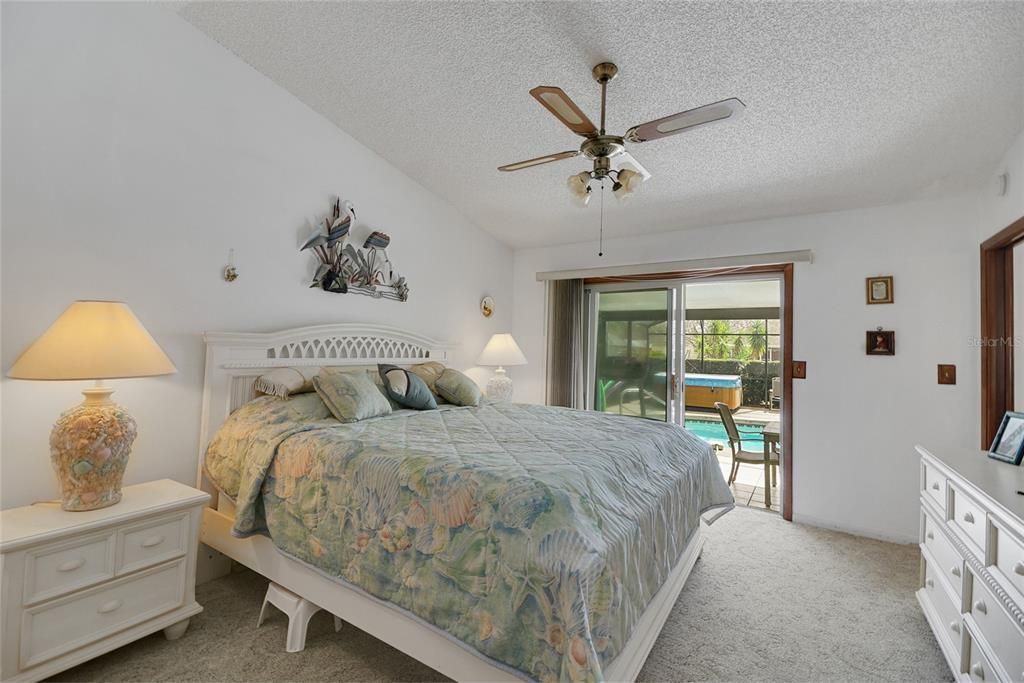 For Sale: $519,900 (3 beds, 2 baths, 1687 Square Feet)