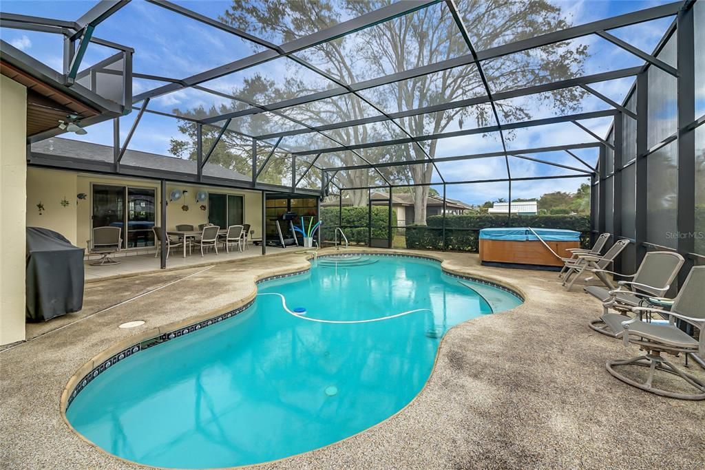 For Sale: $519,900 (3 beds, 2 baths, 1687 Square Feet)