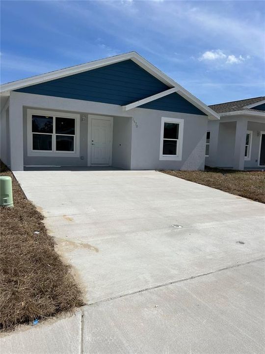 Недавно продано: $189,000 (3 спален, 2 ванн, 1205 Квадратных фут)