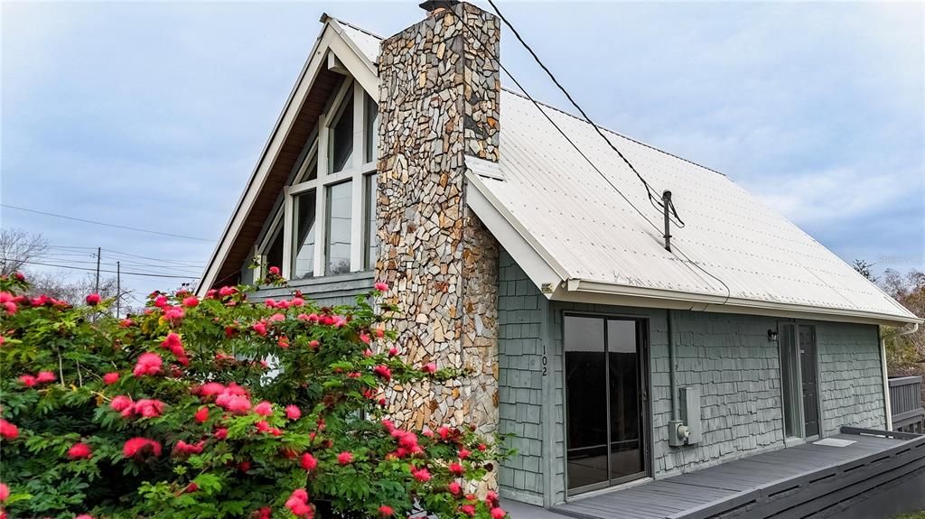 Vendido Recientemente: $249,900 (3 camas, 2 baños, 1360 Pies cuadrados)