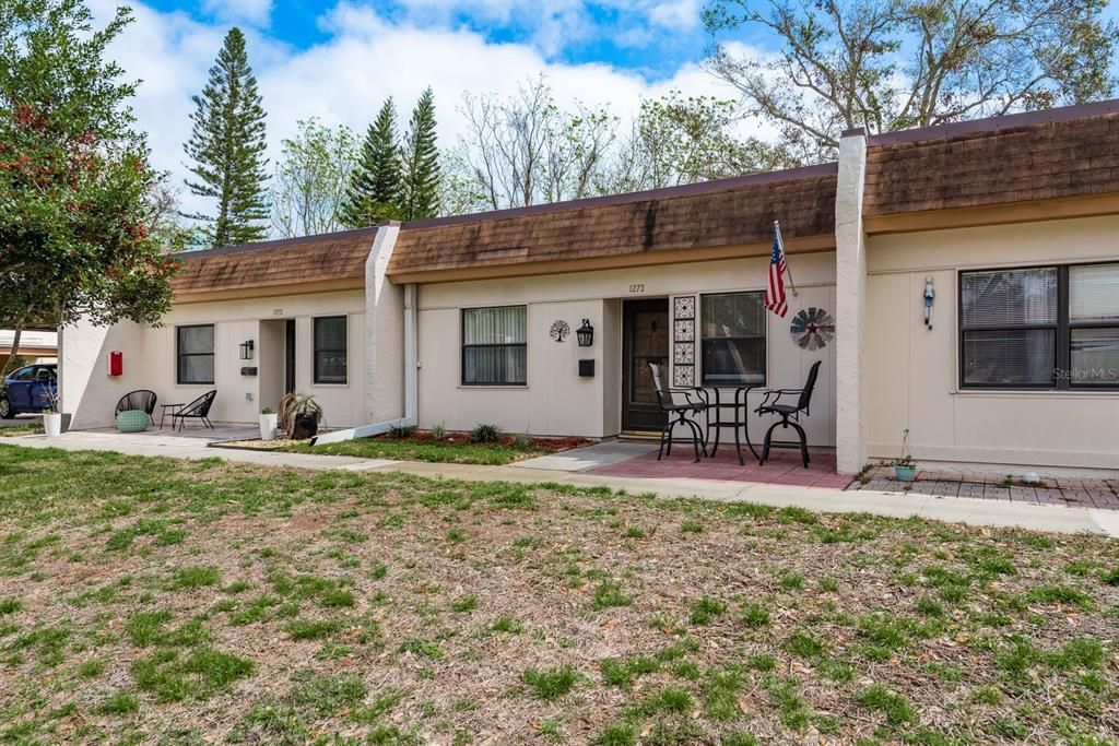 待售: $119,000 (2 贝兹, 1 浴室, 812 平方英尺)