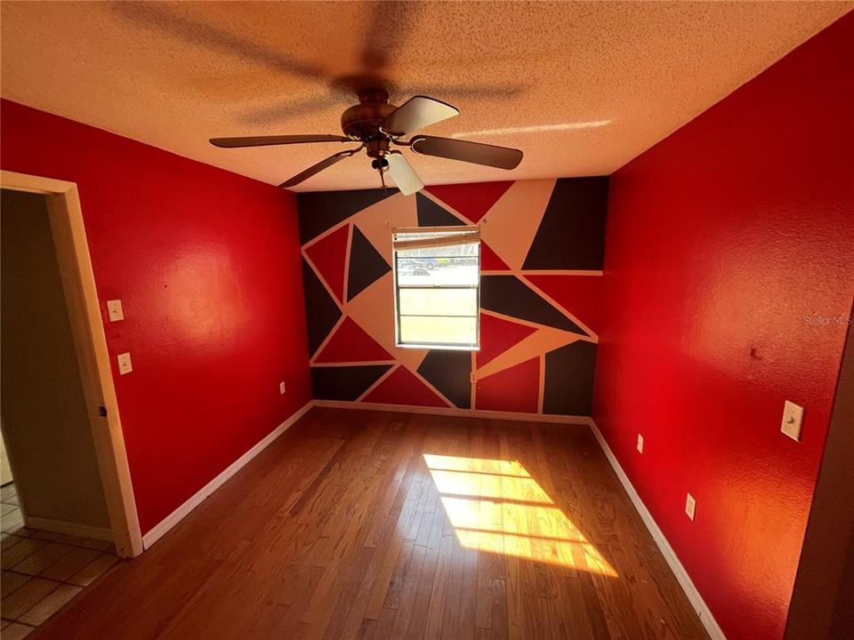 For Sale: $111,500 (3 beds, 2 baths, 1506 Square Feet)