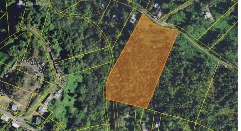 На продажу: $250,000 (4.85 acres)