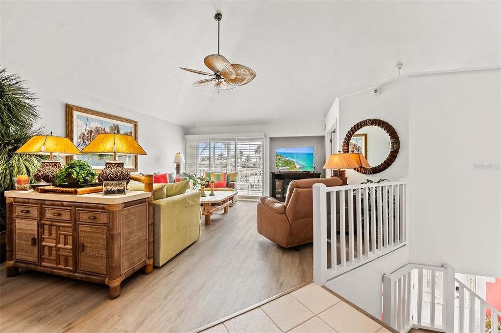 待售: $839,900 (3 贝兹, 3 浴室, 1850 平方英尺)