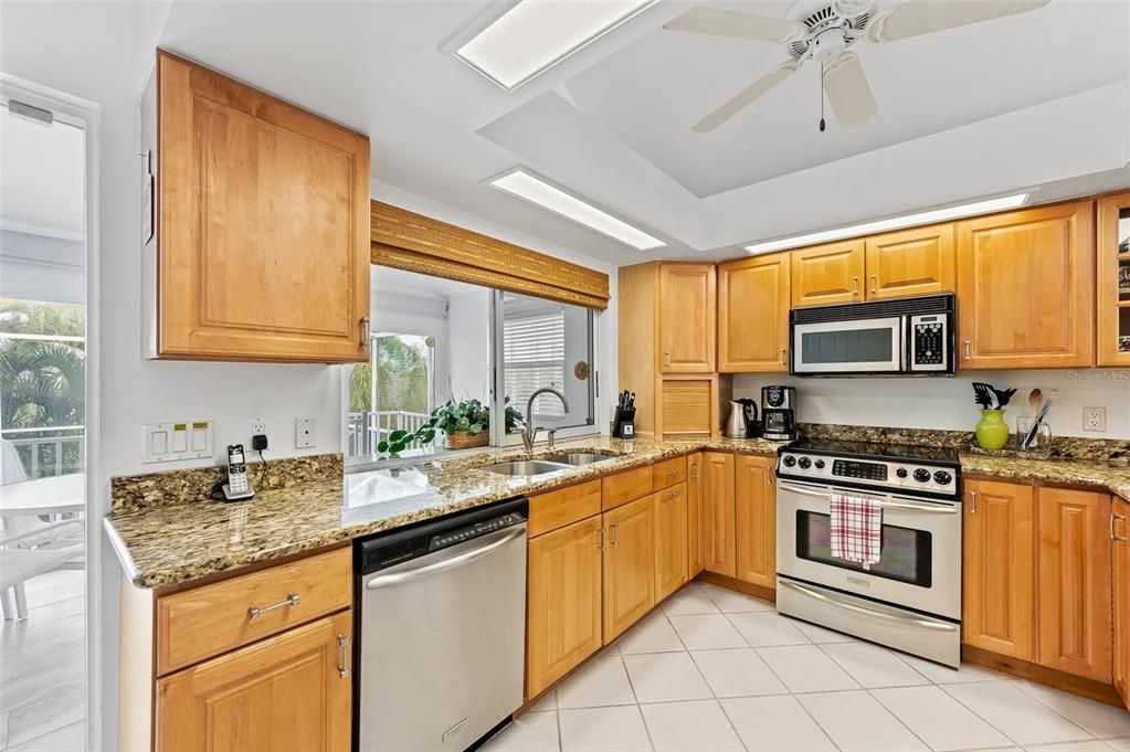 待售: $839,900 (3 贝兹, 3 浴室, 1850 平方英尺)