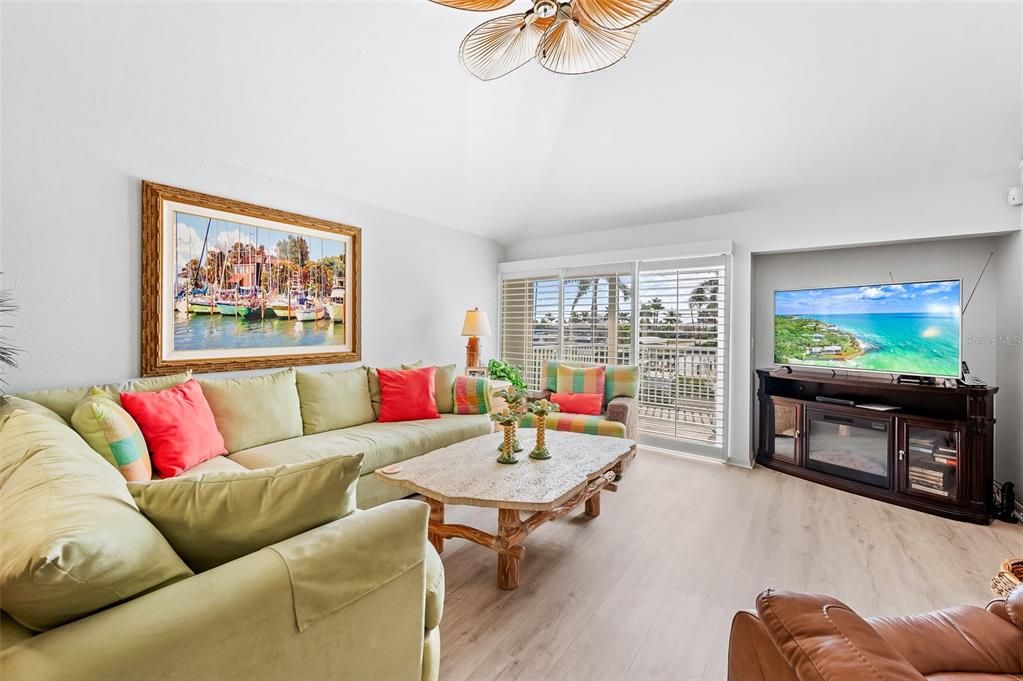 待售: $839,900 (3 贝兹, 3 浴室, 1850 平方英尺)