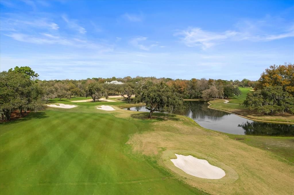 Activo con contrato: $390,000 (4 camas, 3 baños, 1991 Pies cuadrados)