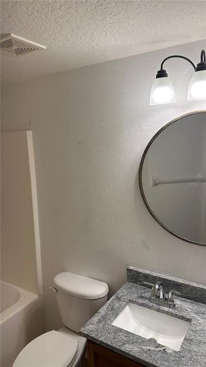 待售: $209,900 (3 贝兹, 2 浴室, 1151 平方英尺)