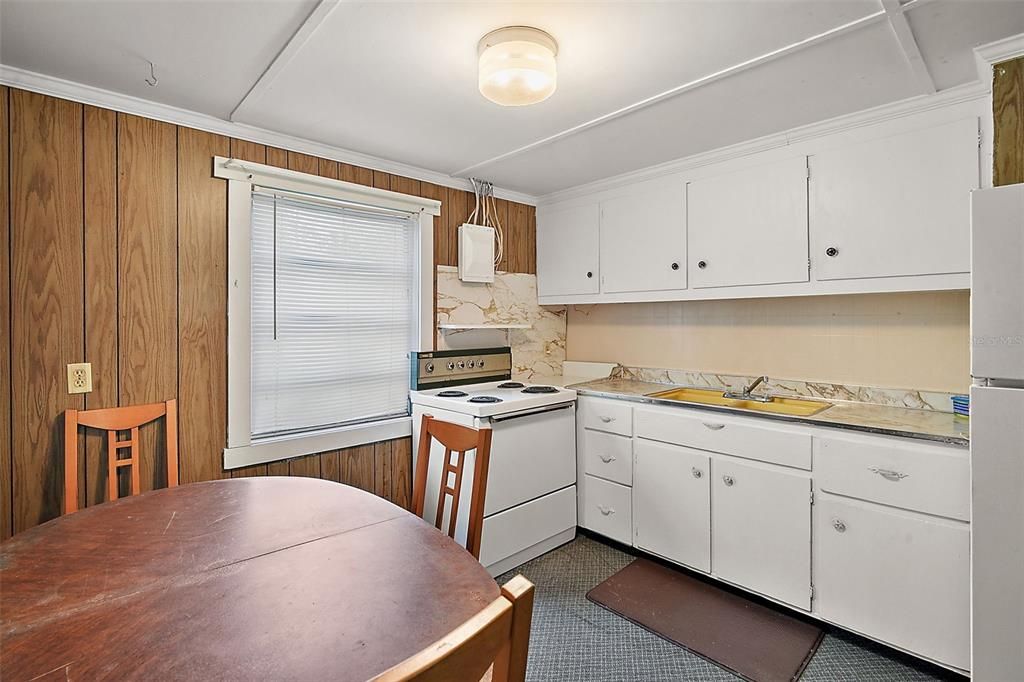 For Sale: $1,295,000 (15 beds, 0 baths, 7339 Square Feet)