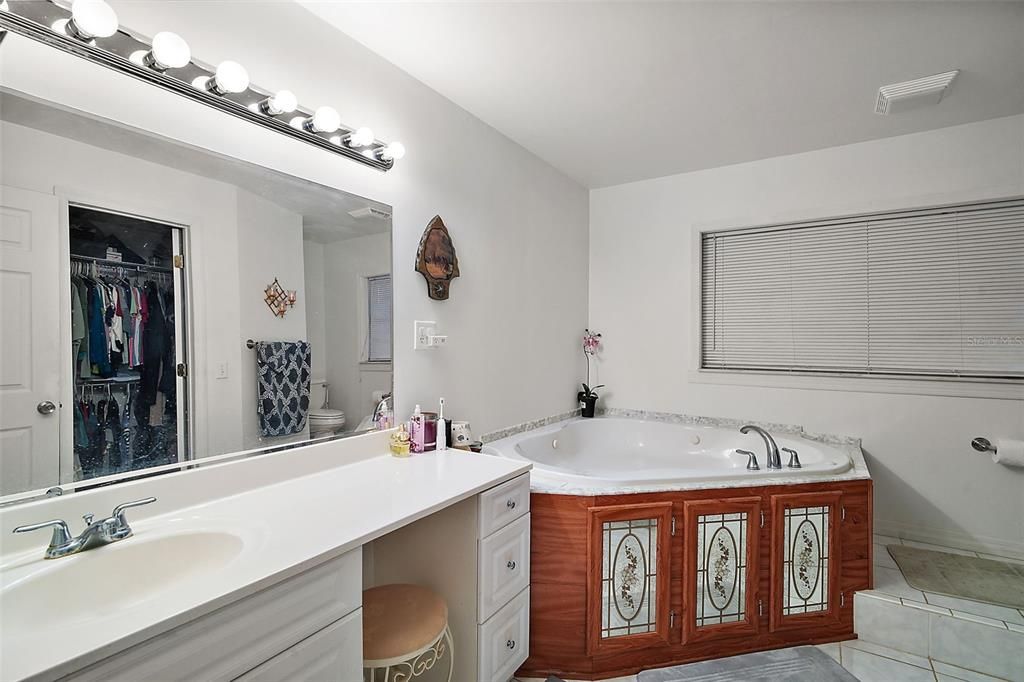 For Sale: $1,295,000 (15 beds, 0 baths, 7339 Square Feet)