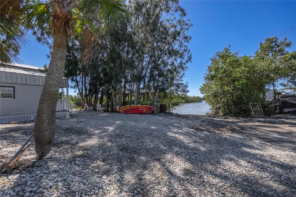 待售: $598,500 (4 贝兹, 4 浴室, 1392 平方英尺)