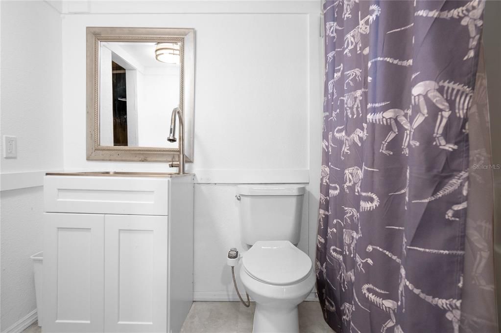 待售: $598,500 (4 贝兹, 4 浴室, 1392 平方英尺)