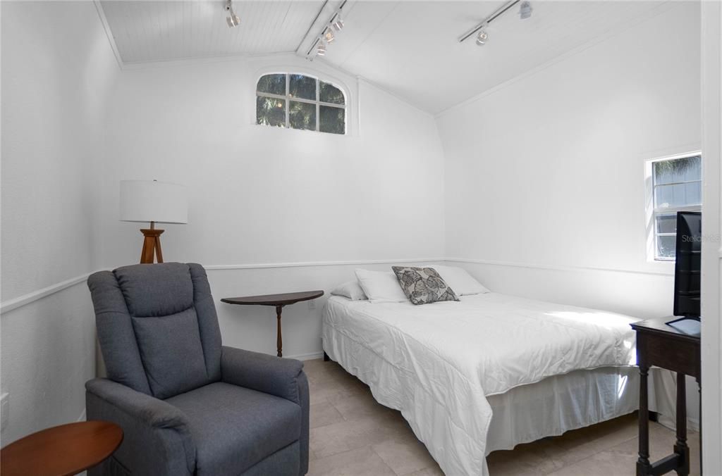 待售: $598,500 (4 贝兹, 4 浴室, 1392 平方英尺)