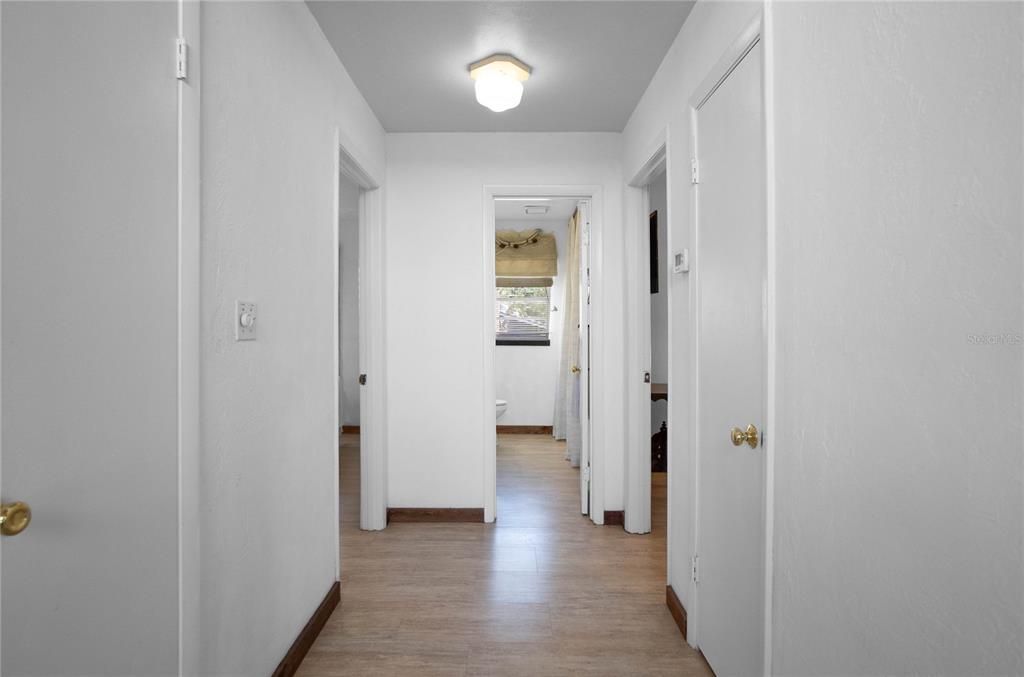 待售: $598,500 (4 贝兹, 4 浴室, 1392 平方英尺)