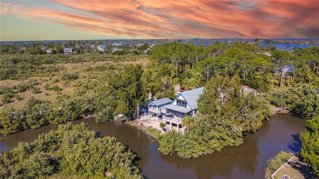 待售: $598,500 (4 贝兹, 4 浴室, 1392 平方英尺)