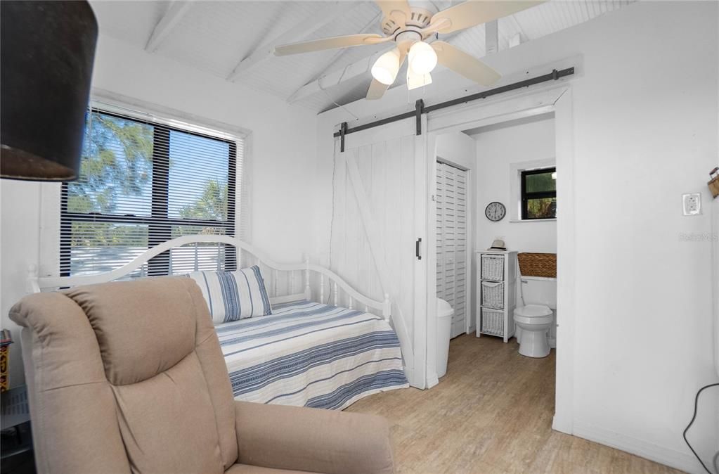 待售: $598,500 (4 贝兹, 4 浴室, 1392 平方英尺)