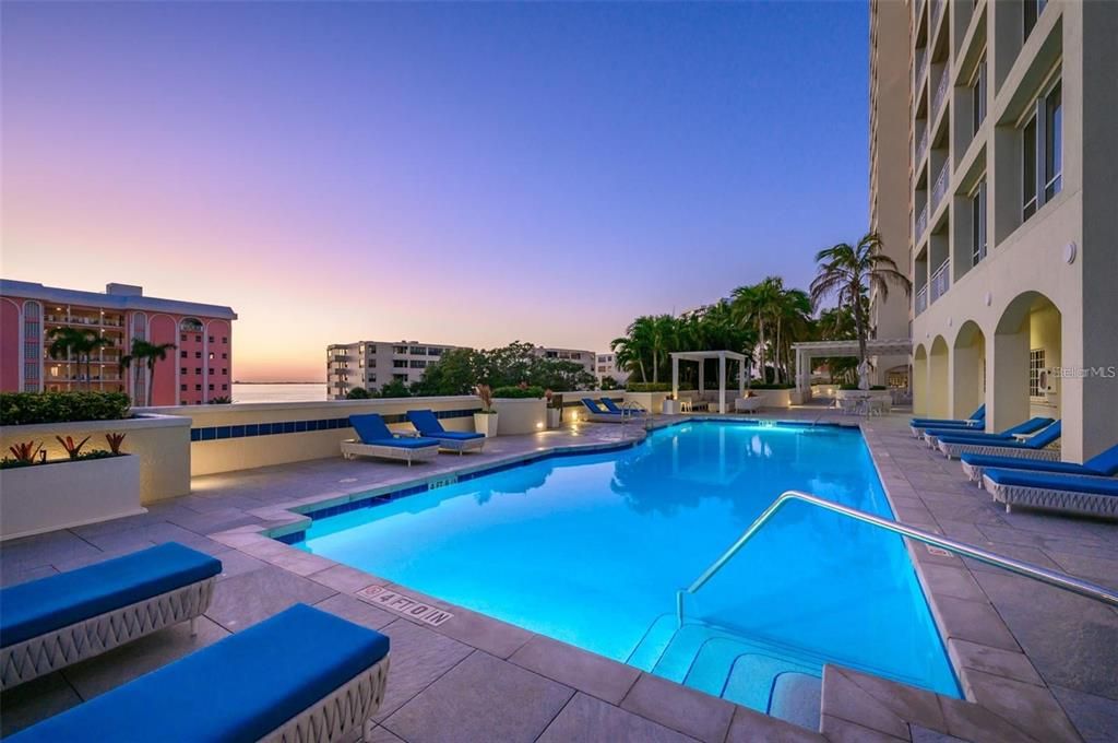 Active With Contract: $3,690,000 (3 beds, 3 baths, 3751 Square Feet)