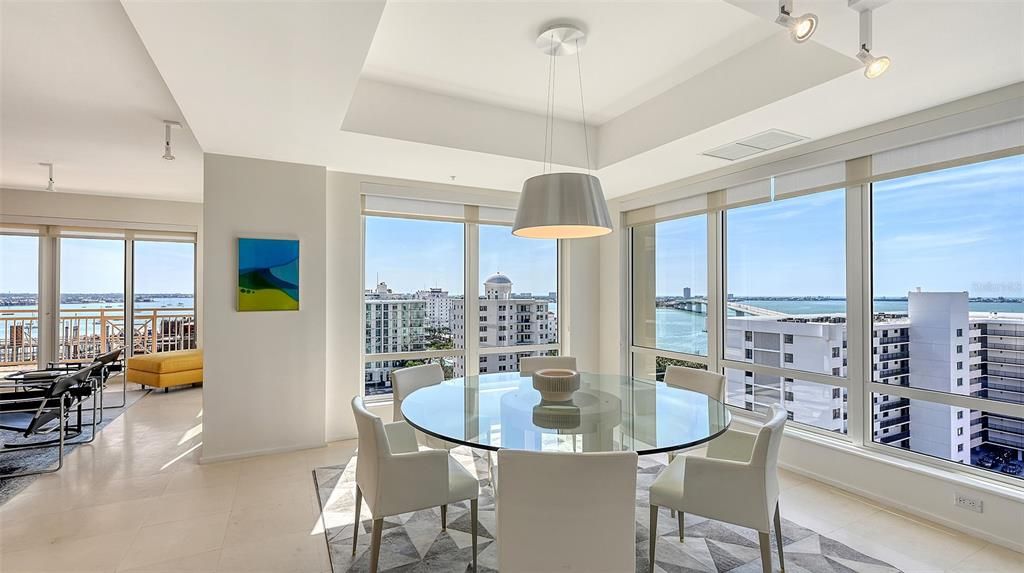Active With Contract: $3,690,000 (3 beds, 3 baths, 3751 Square Feet)