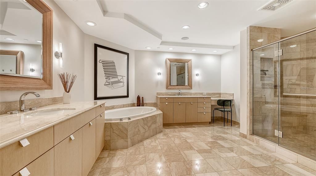 Active With Contract: $3,690,000 (3 beds, 3 baths, 3751 Square Feet)