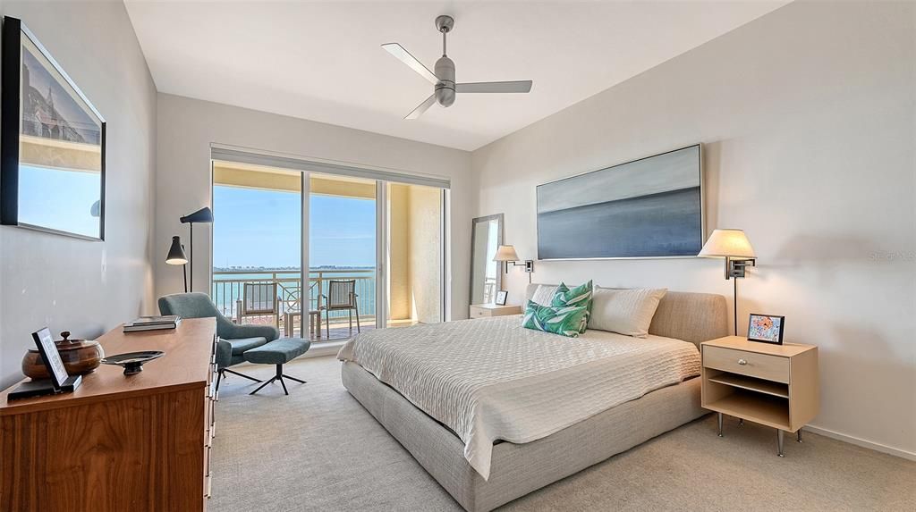 Active With Contract: $3,690,000 (3 beds, 3 baths, 3751 Square Feet)