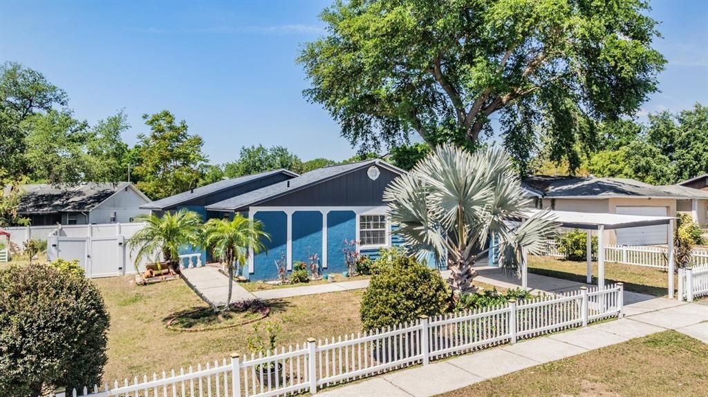 Recently Sold: $325,000 (3 beds, 2 baths, 1237 Square Feet)