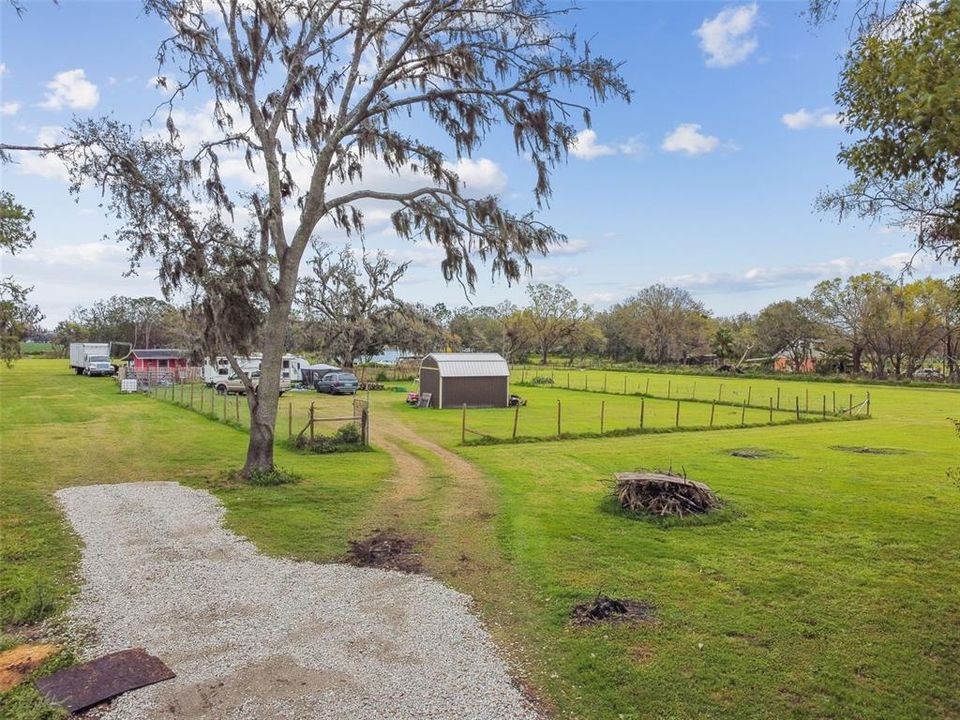 Vendido Recientemente: $159,900 (1.27 acres)