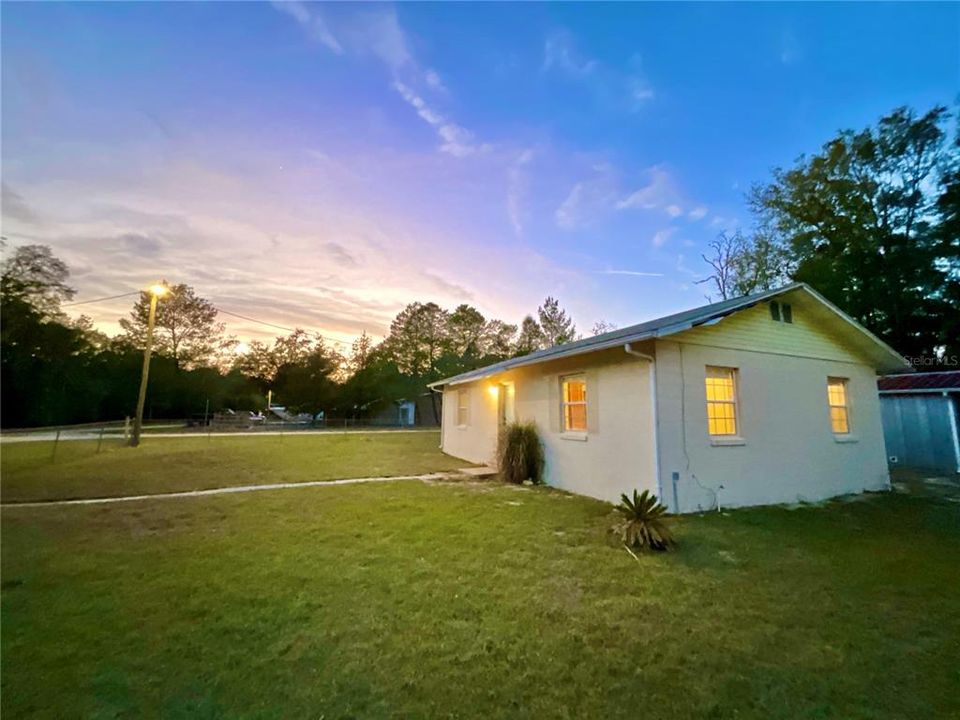 待售: $214,900 (2 贝兹, 1 浴室, 1008 平方英尺)