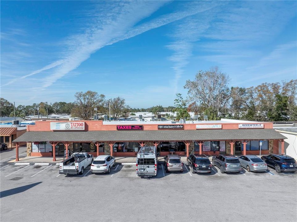 合同活跃: $1,425,000 (0 贝兹, 0 浴室, 12005 平方英尺)