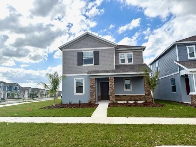 Recently Sold: $463,999 (3 beds, 2 baths, 2186 Square Feet)