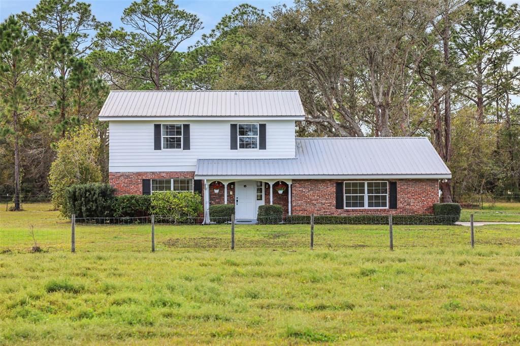 Vendido Recientemente: $799,000 (4 camas, 2 baños, 1946 Pies cuadrados)